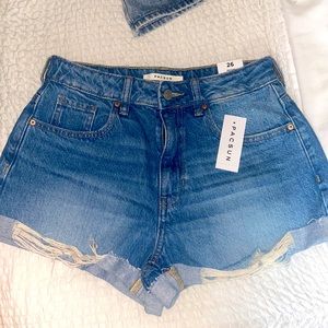 PacSun NWT jean shorts size 26